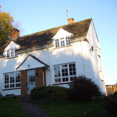 2 Bryn Cyn